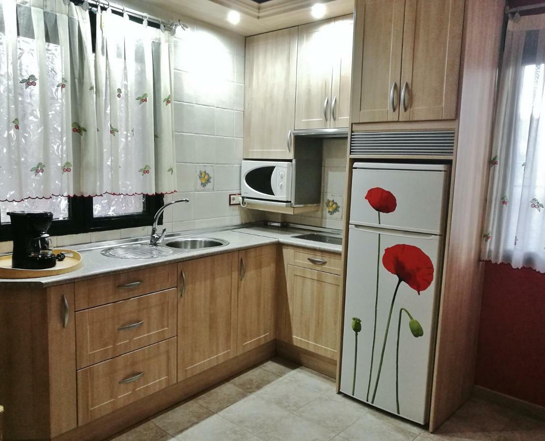 Apartamentos Melchor De Linan Torrelaguna Exterior photo